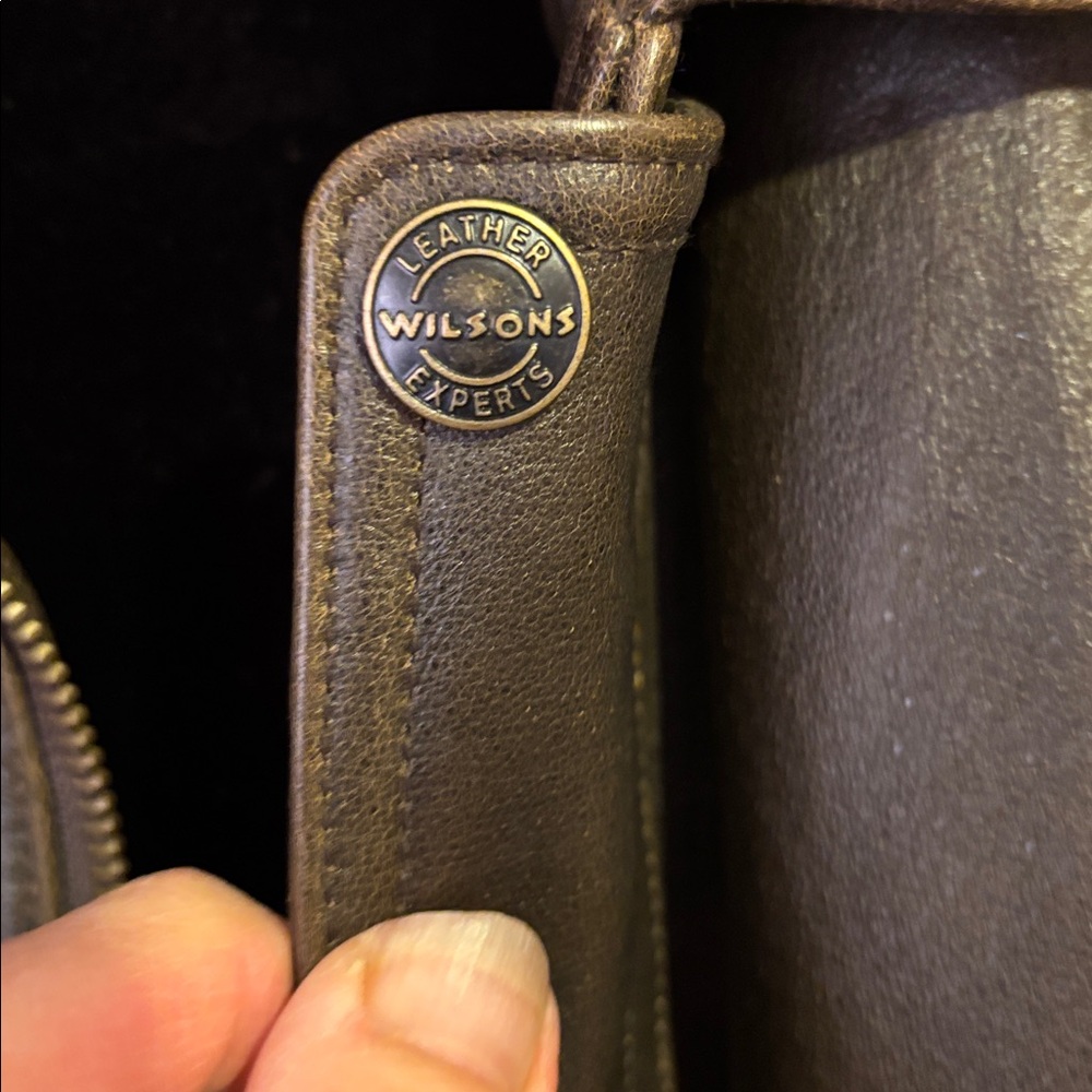 Wilson’s Vintage Classic Brown Leather Bomber - Picture 16 of 16